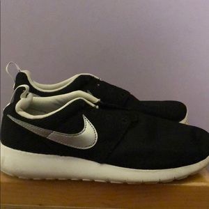 Nike Roshes